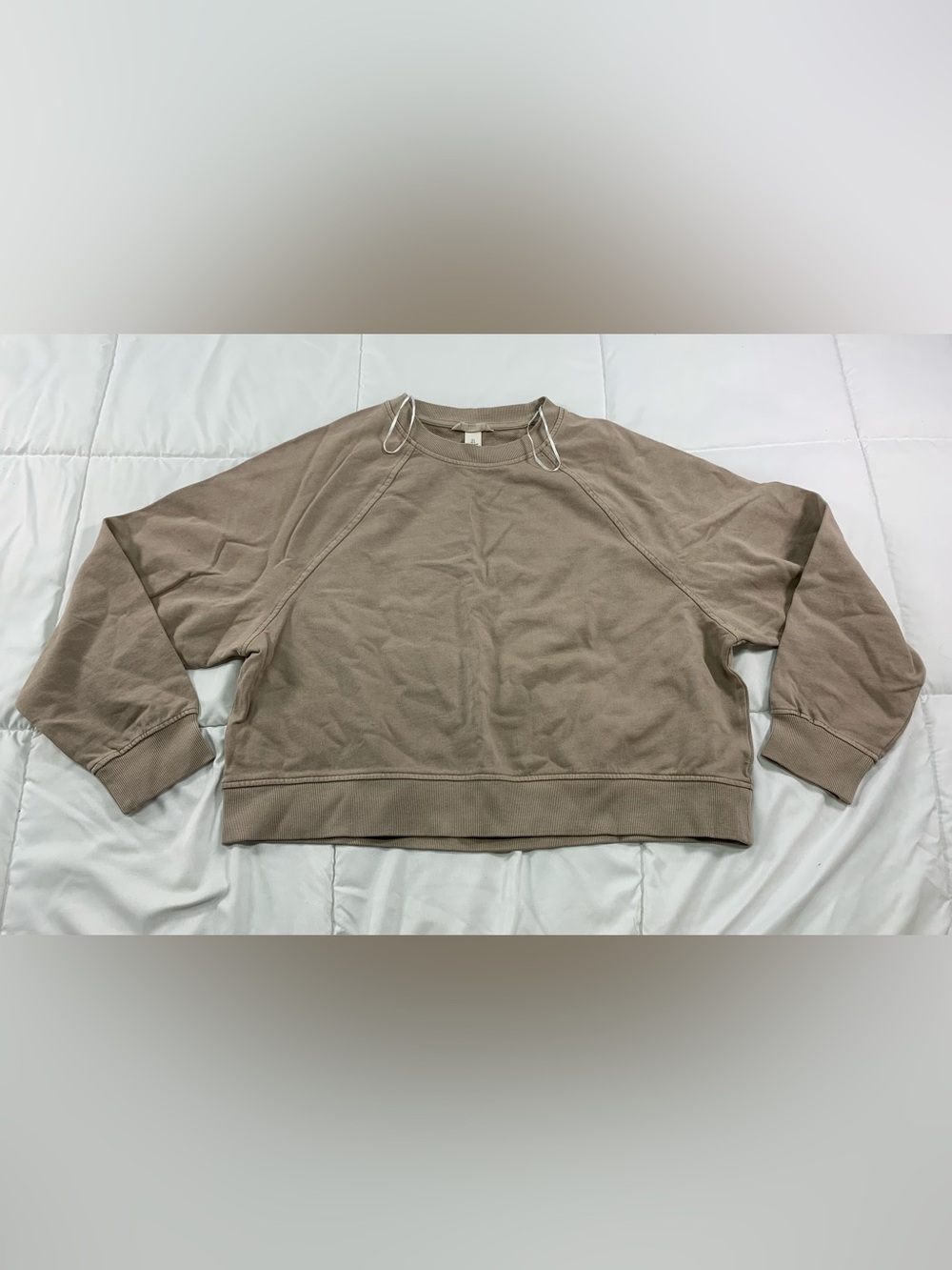 New H&M sweater size L